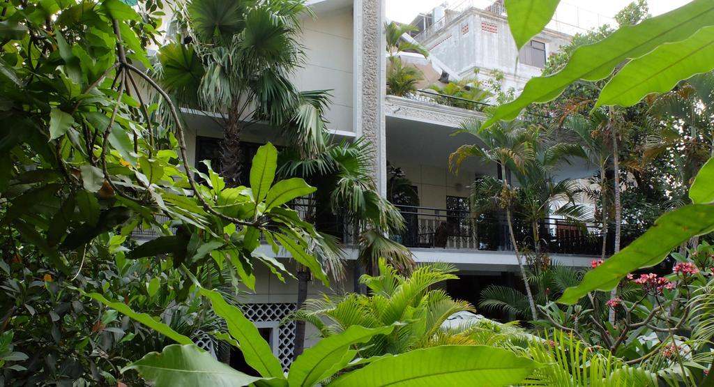 The Sangkum Hotel Phnom Penh Exterior photo